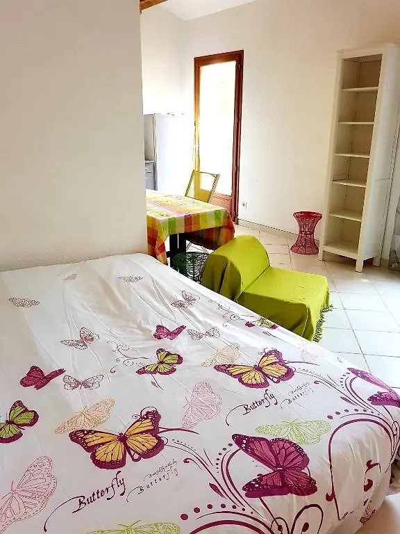 Maison Independante Avec Jardin, Studio De 26M2 Tout Equipe Avec Climatisation Reversible Rochegude