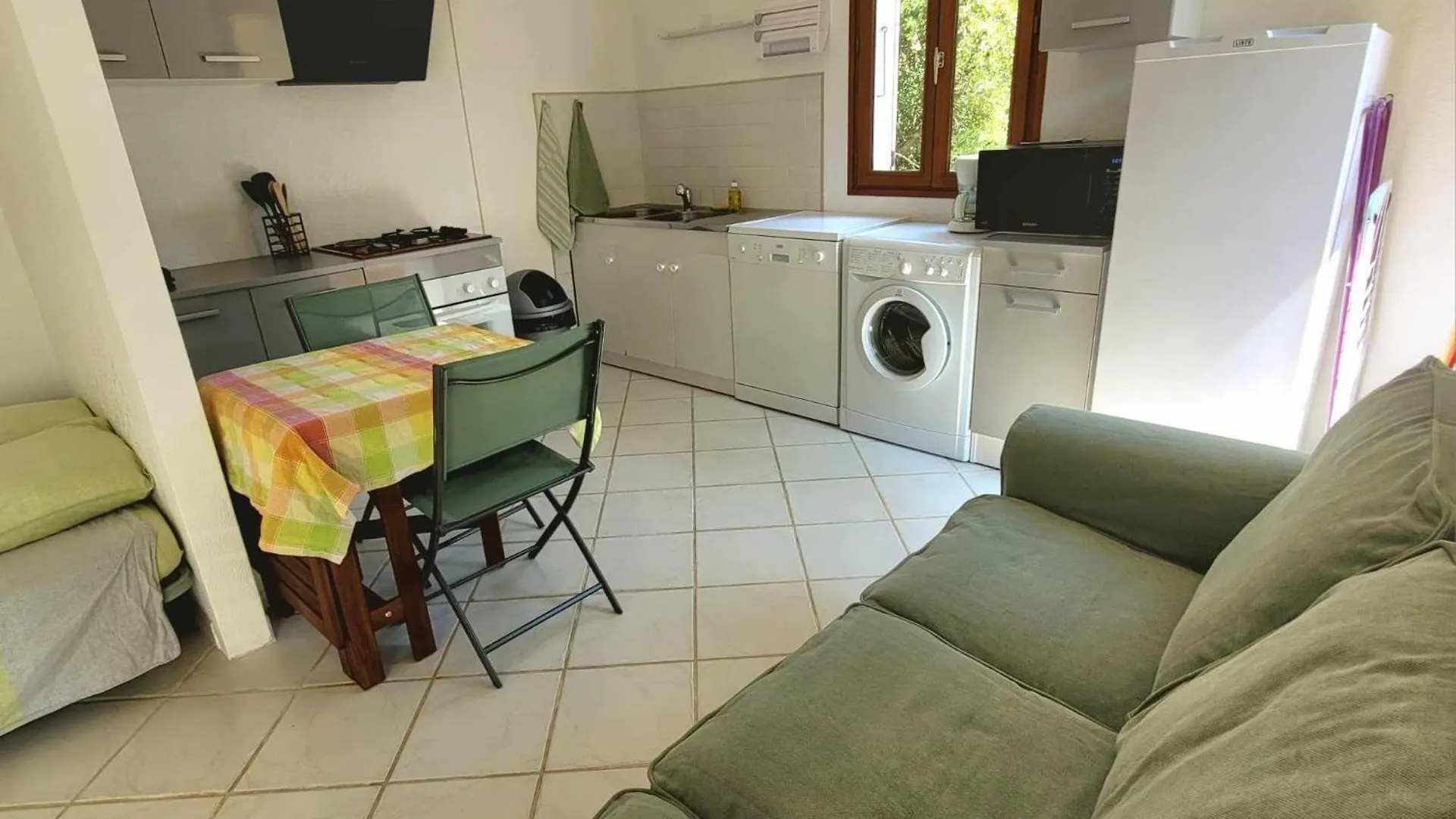 Studio De 26 M2 Tout Equipe, Avec Exterieur Rochegude
